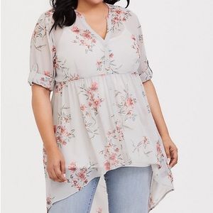 TORRID LEXIE - GREY CHIFFON FLORAL BABYDOLL TUNIC